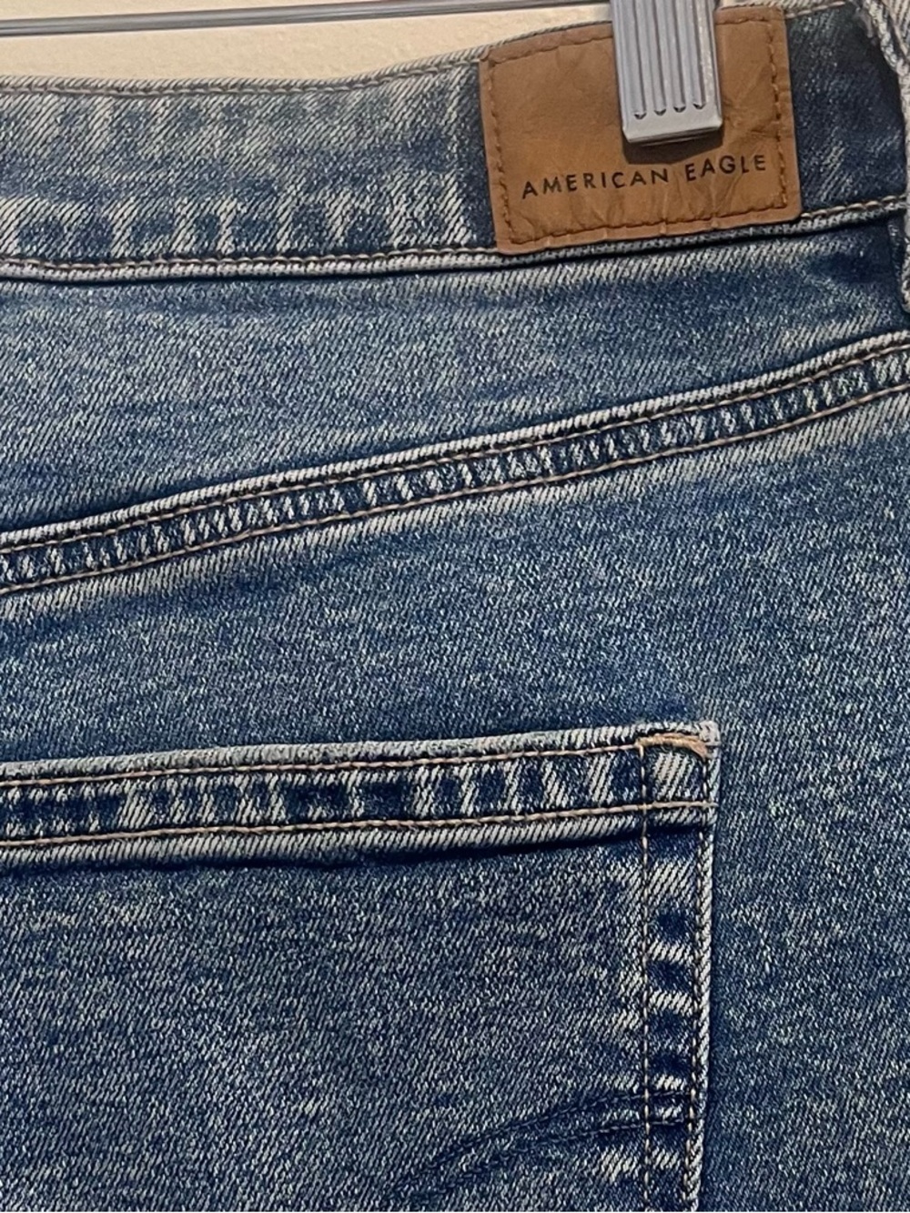 American Eagle Strigid Mom Jeans High Rise Distressed Ripped Vintage Y2K Denim - Picture 12 of 14